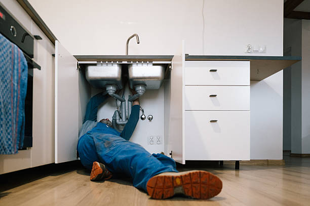 Professional Drain Cleaning technician working in Goose Rock, KY